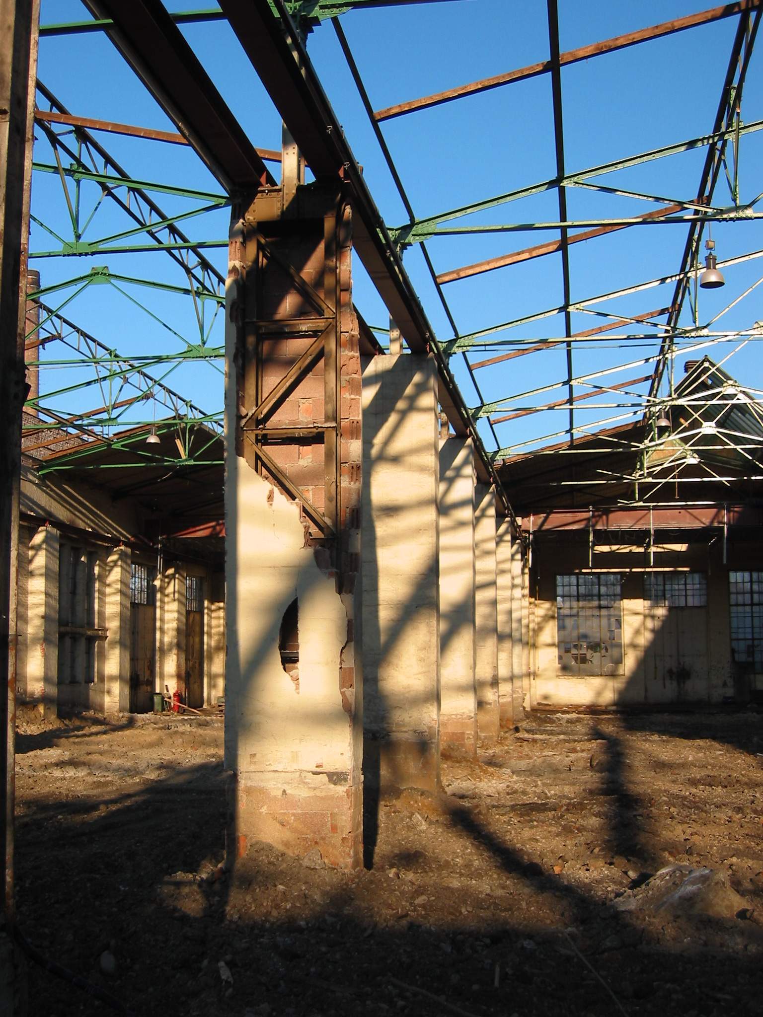 LIEGLER TAKEH ARCHITEKTEN Projekt AVR Umbau Halle