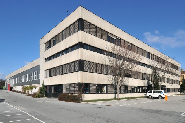 LIEGLER TAKEH ARCHITEKTEN Projekt Wiegelestraße DiTech Zentrallager