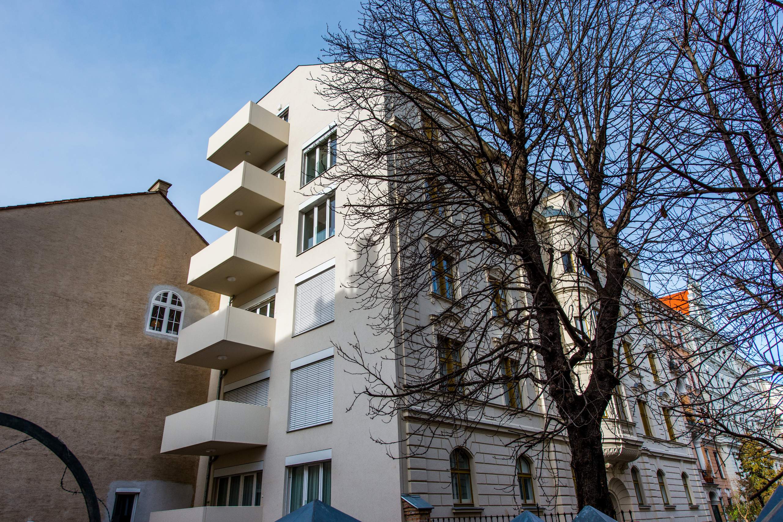 LIEGLER TAKEH ARCHITEKTEN Projekt Zeinlhofergasse Fassade und Balkone